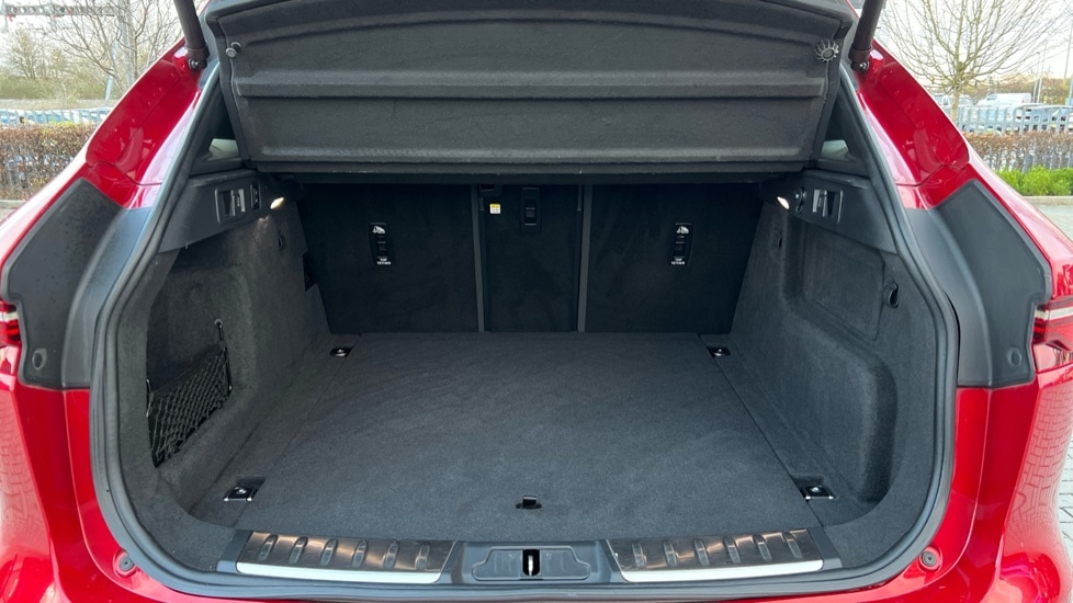 Used Jaguar F-Pace 2021 for sale - 76623611: Photo 10