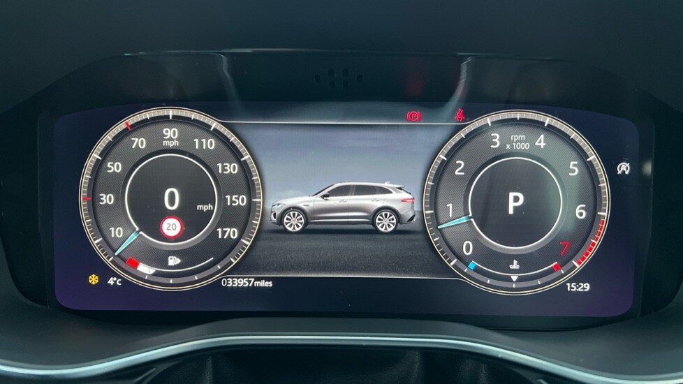 Used Jaguar F-Pace 2021 for sale - 76623611: Photo 16