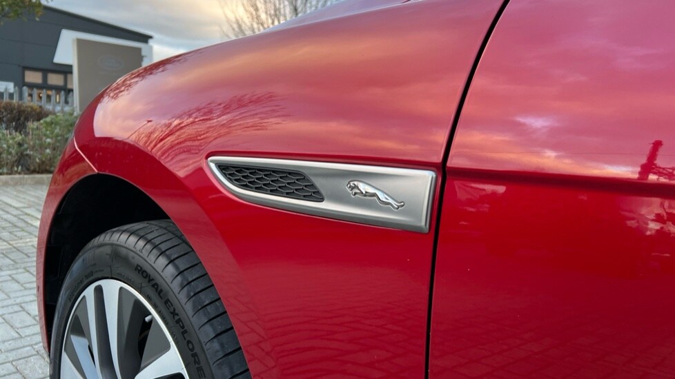 Used Jaguar F-Pace 2021 for sale - 76623611: Photo 20