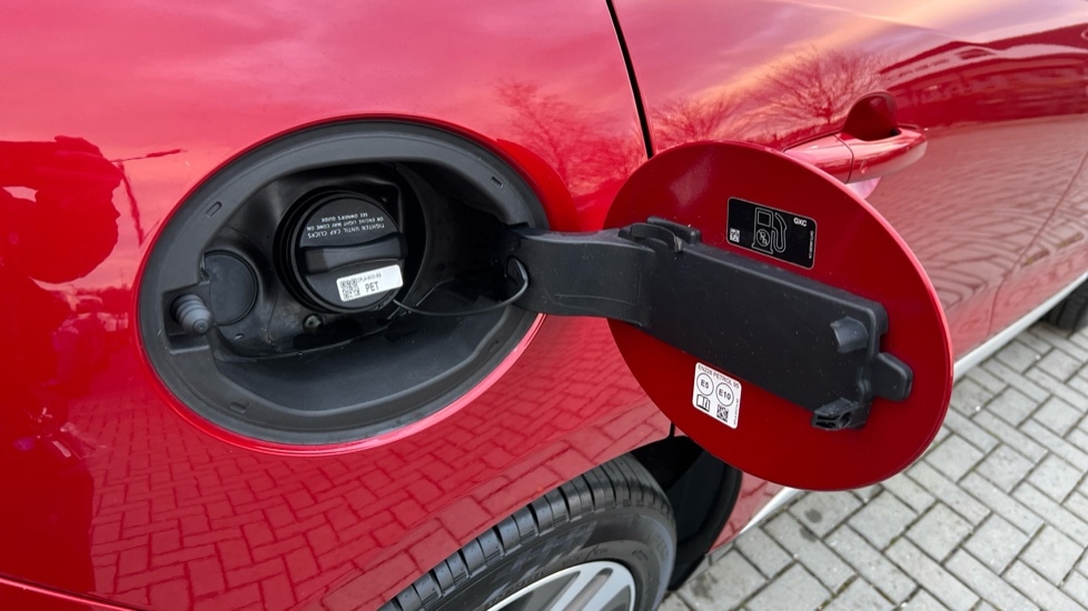 Used Jaguar F-Pace 2021 for sale - 76623611: Photo 21