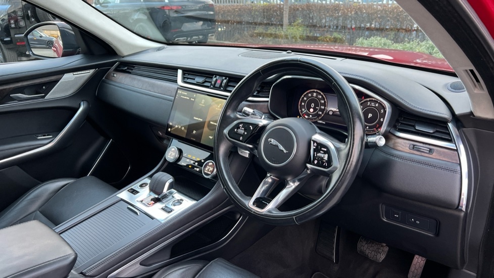 Used Jaguar F-Pace 2021 for sale - 76623611: Photo 32