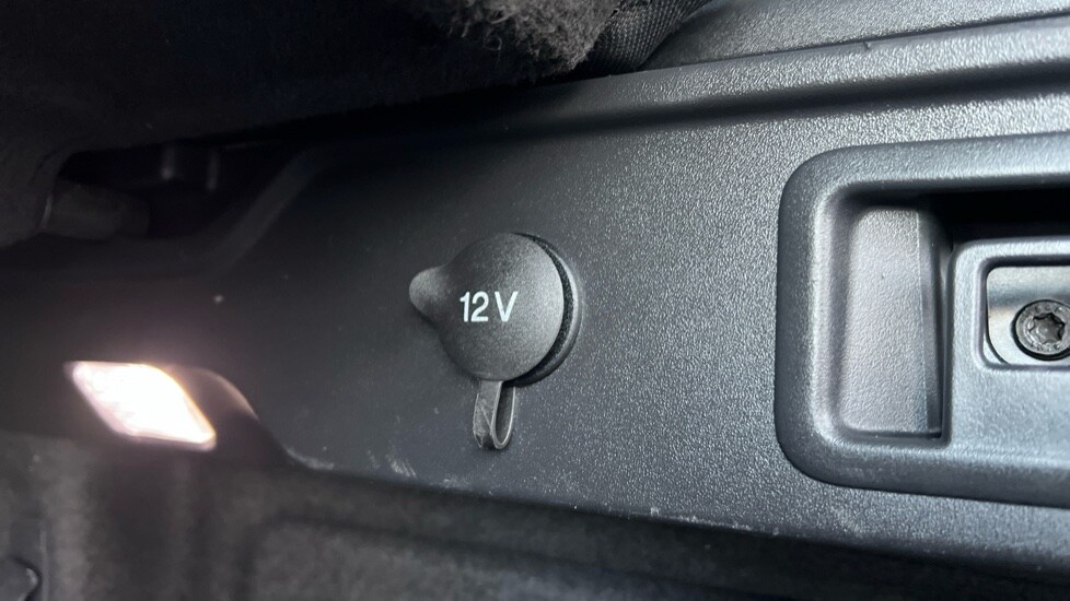 Used Jaguar F-Pace 2021 for sale - 76623611: Photo 54