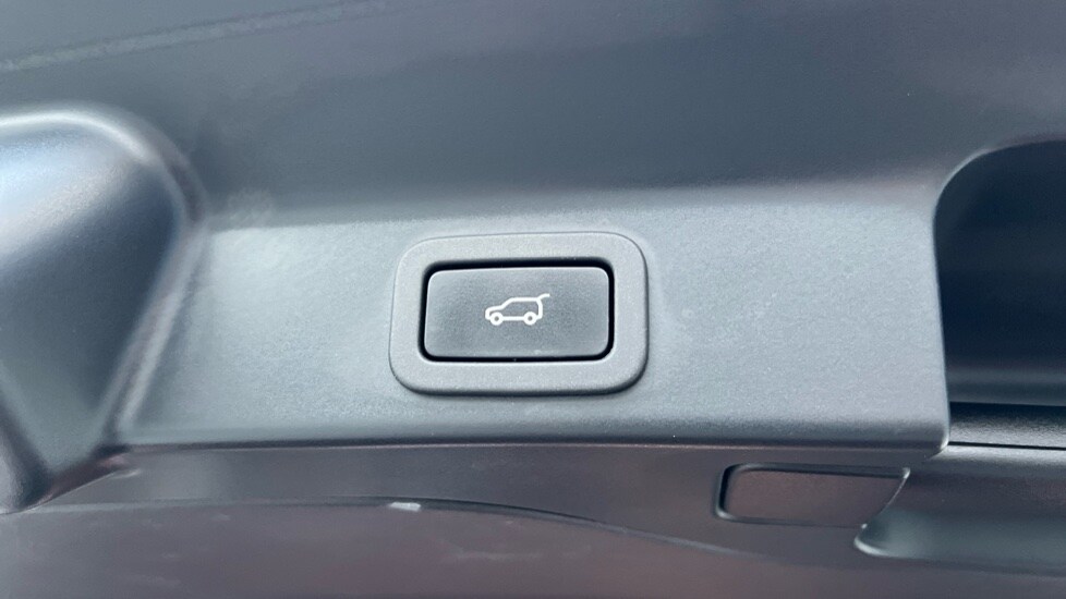 Used Jaguar F-Pace 2021 for sale - 76623611: Photo 55