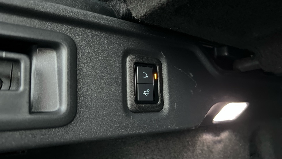 Used Jaguar F-Pace 2021 for sale - 76623611: Photo 57