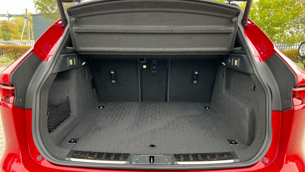 Used Jaguar F-Pace 2022 for sale - 77067739: Photo 10