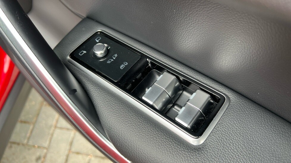 Used Jaguar F-Pace 2022 for sale - 77067739: Photo 43