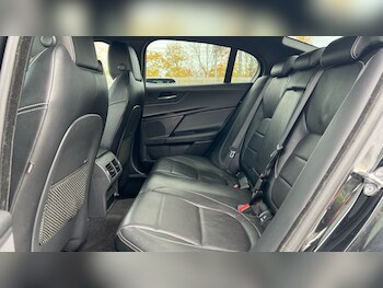 Used Jaguar XE 2019 for sale - 76434618: Photo