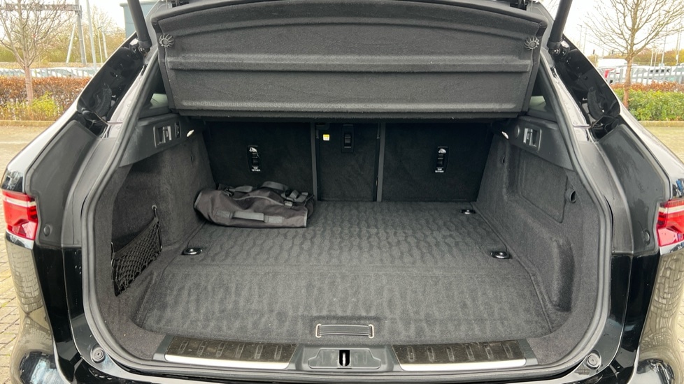 Used Jaguar F-Pace 2022 for sale - 76615128: Photo 10