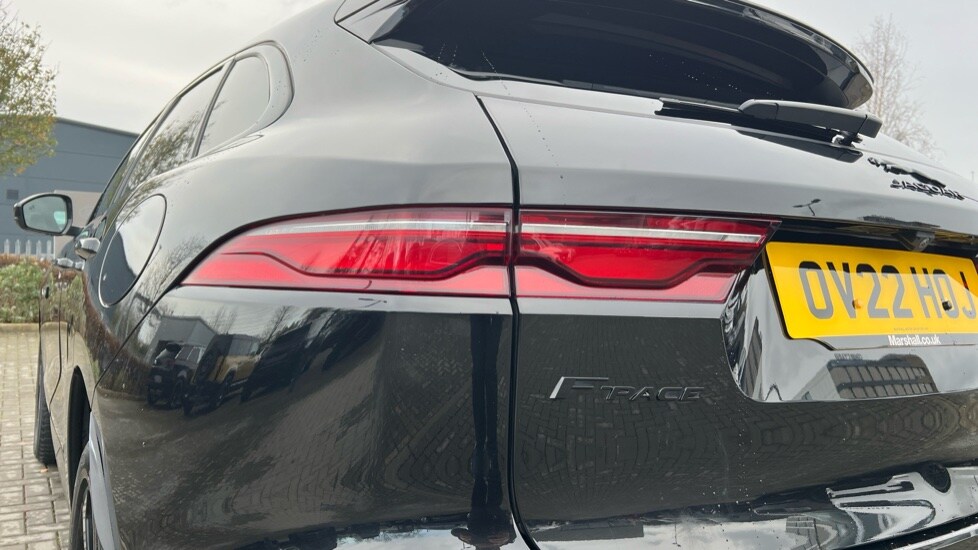 Used Jaguar F-Pace 2022 for sale - 76615128: Photo 19