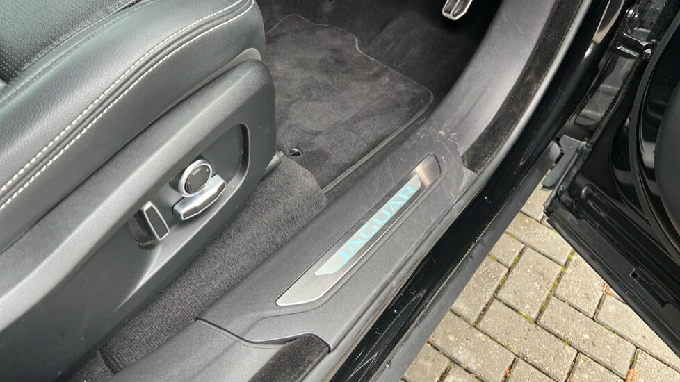 Used Jaguar F-Pace 2022 for sale - 76615128: Photo 22