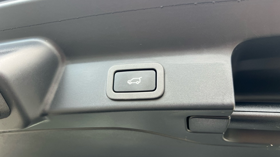 Used Jaguar F-Pace 2022 for sale - 76615128: Photo 54