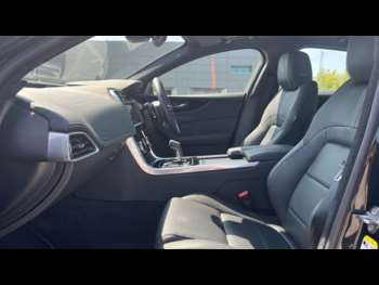 Used Jaguar XE 2023 for sale - 75220219: Photo