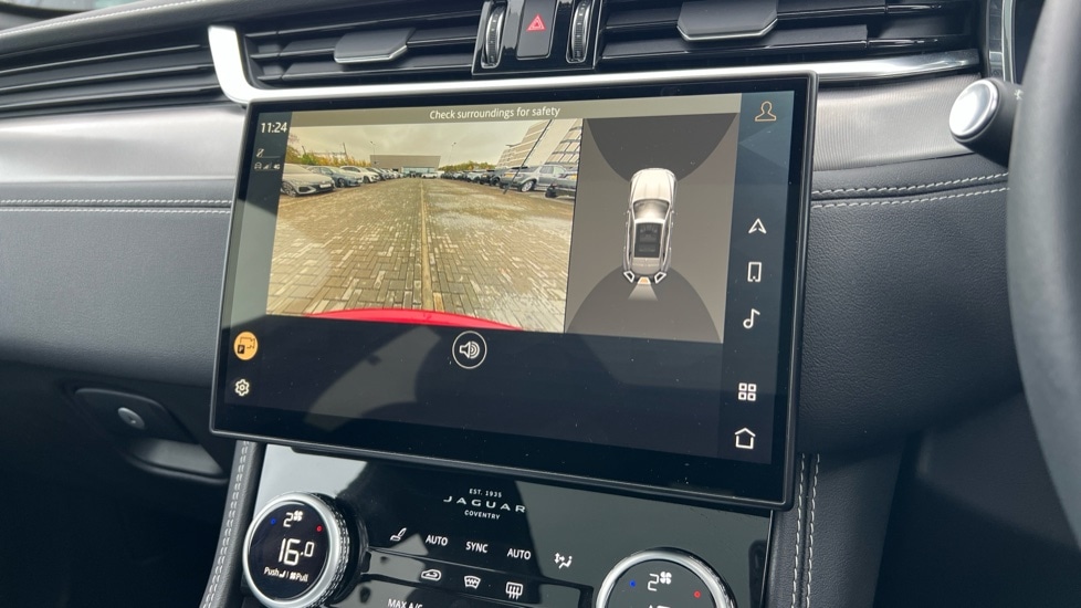 Used Jaguar F-Pace 2023 for sale - 76146054: Photo 12