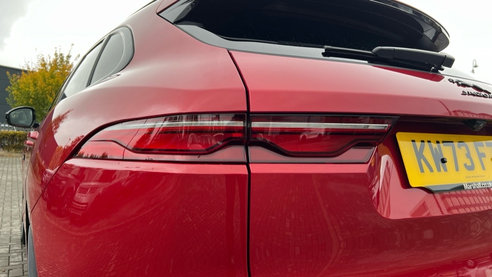 Used Jaguar F-Pace 2023 for sale - 76146054: Photo 19