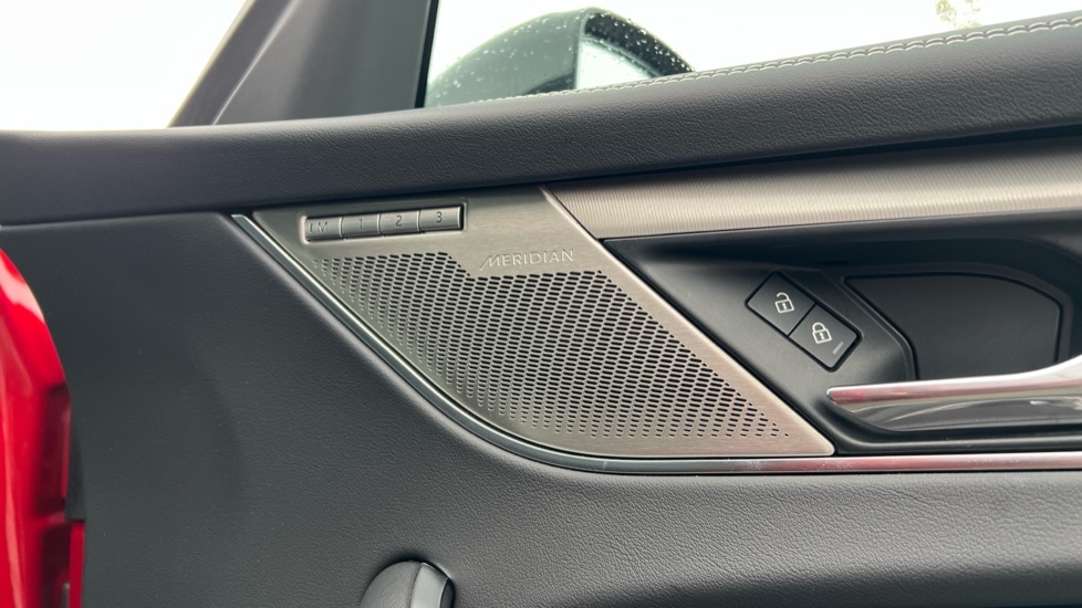 Used Jaguar F-Pace 2023 for sale - 76146054: Photo 25