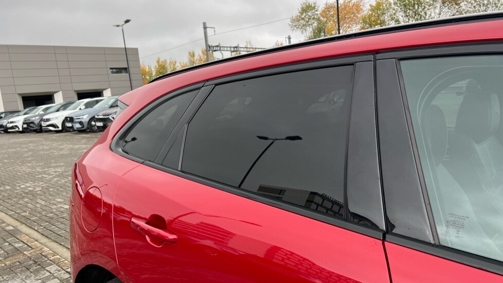 Used Jaguar F-Pace 2023 for sale - 76146054: Photo 38