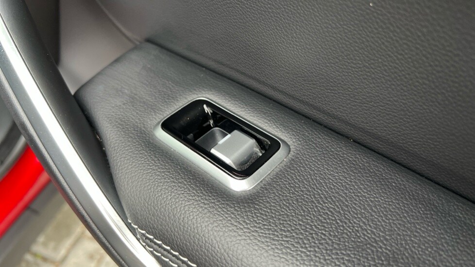 Used Jaguar F-Pace 2023 for sale - 76146054: Photo 47