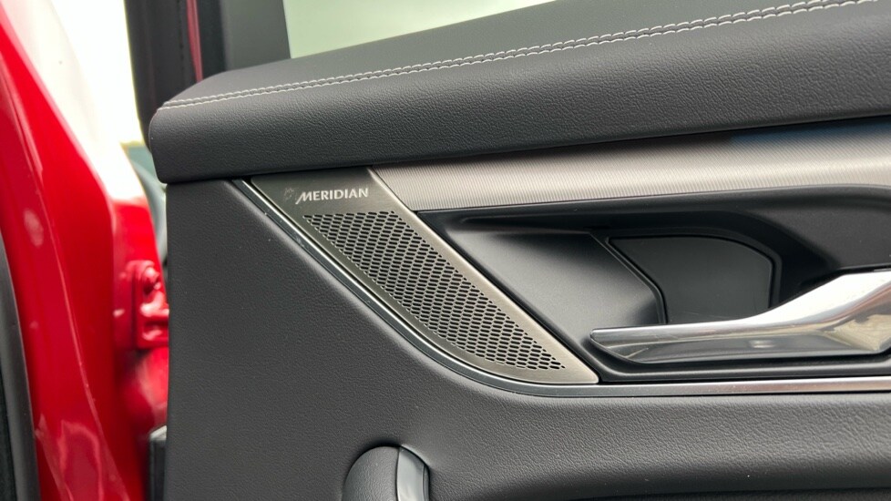 Used Jaguar F-Pace 2023 for sale - 76146054: Photo 48