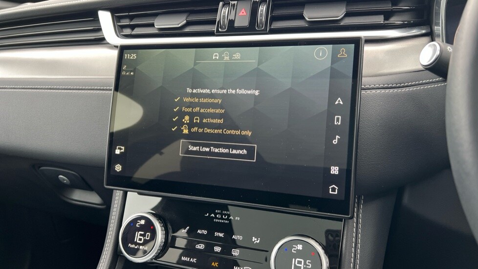 Used Jaguar F-Pace 2023 for sale - 76146054: Photo 58