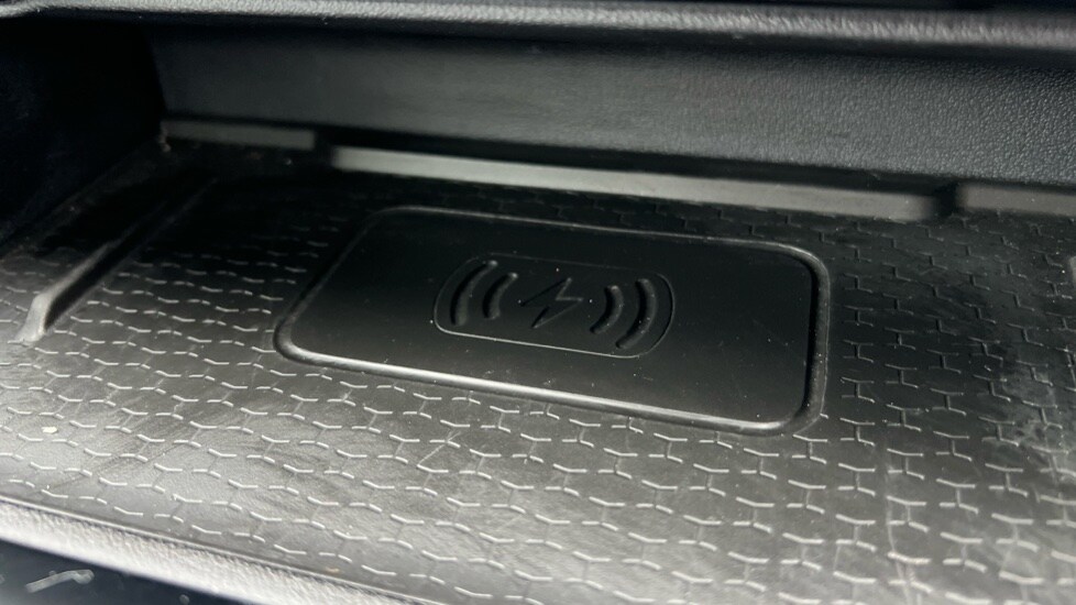 Used Jaguar F-Pace 2023 for sale - 76146054: Photo 64