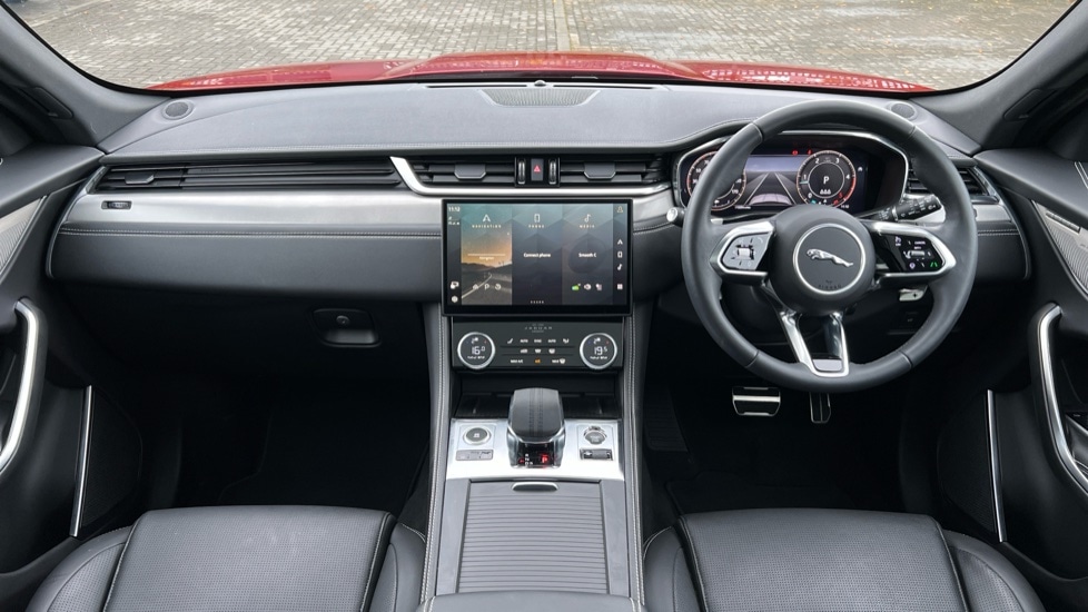 Used Jaguar F-Pace 2023 for sale - 76146054: Photo 9