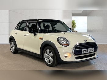 Used MINI Hatch 2016 for sale - 79210041: Photo