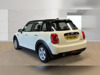 Used MINI Hatch 2016 for sale - 79210041: Photo