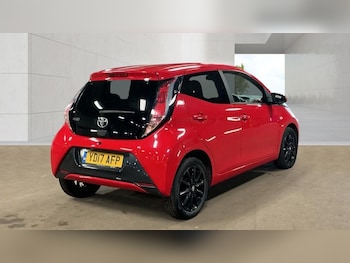 Used Toyota AYGO 2017 for sale - 79494083: Photo