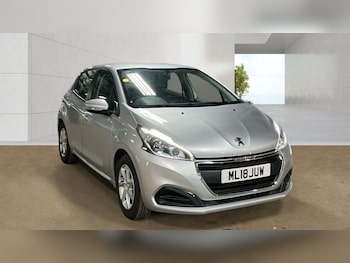 Used Peugeot 208 2018 for sale - 79210080: Photo
