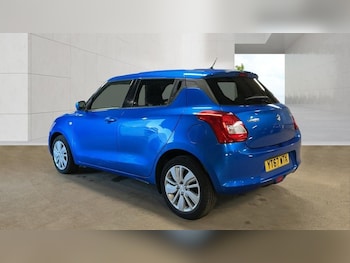 Used Suzuki Swift 2017 for sale - 79210092: Photo