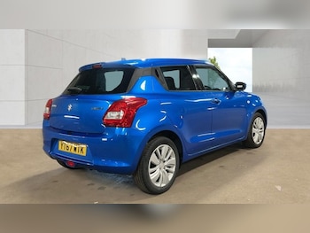 Used Suzuki Swift 2017 for sale - 79210092: Photo