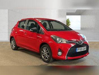 Used Toyota Yaris 2016 for sale - 79059401: Photo