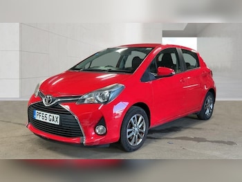 Used Toyota Yaris 2016 for sale - 79059401: Photo