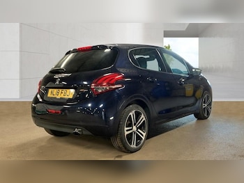 Used Peugeot 208 2018 for sale - 78780900: Photo