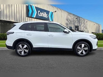 Used Volkswagen Tiguan 2024 for sale - 75069065: Photo