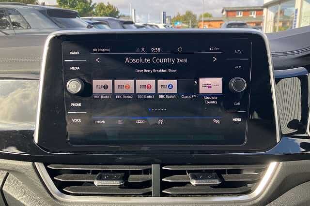 Used Volkswagen T-Roc 2025 for sale - 75753972: Photo 10