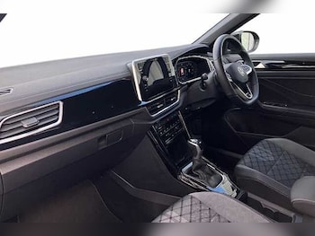 Used Volkswagen T-Roc 2025 for sale - 75753972: Photo