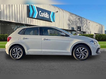 Used Volkswagen Polo 2023 for sale - 76547575: Photo