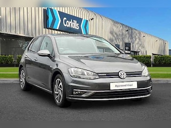 Used Volkswagen Golf 2019 for sale - 76280648: Photo