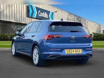 Used Volkswagen Golf 2024 for sale - 76313418: Photo
