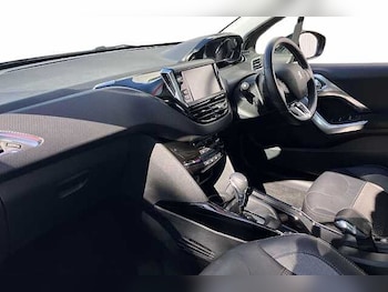 Used Peugeot 2008 2019 for sale - 75891152: Photo