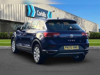 Used Volkswagen T-Roc 2020 for sale - 76173838: Photo