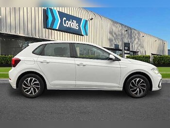 Used Volkswagen Polo 2022 for sale - 76634314: Photo