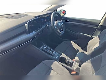 Used Volkswagen Golf 2021 for sale - 74530089: Photo