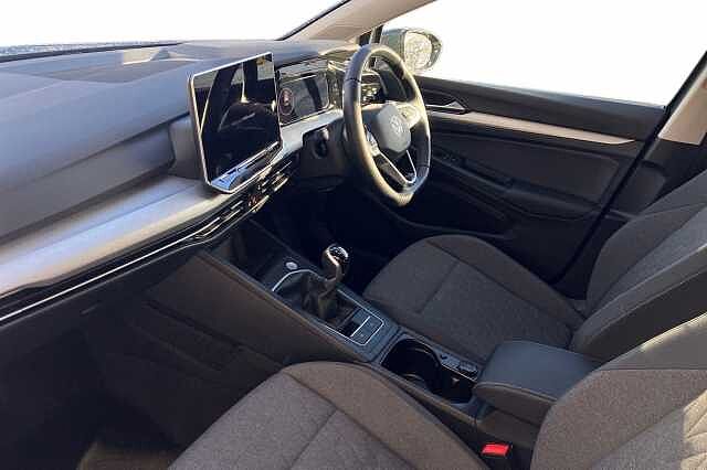 Used Volkswagen Golf 2024 for sale - 76313417: Photo 2