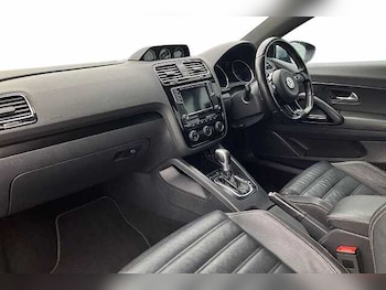 Used Volkswagen Scirocco 2018 for sale - 76863738: Photo