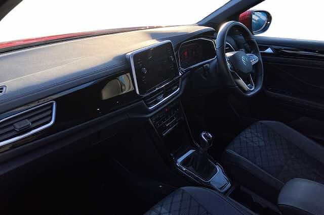 Used Volkswagen T-Roc 2022 for sale - 76449833: Photo 2