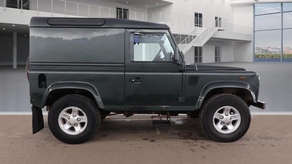 Used Land Rover Defender 2004 for sale - 77994940: Photo 6