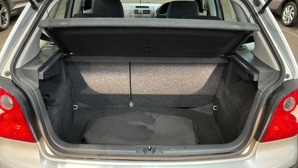 Used Volkswagen Polo 2003 for sale - 77709211: Photo 10