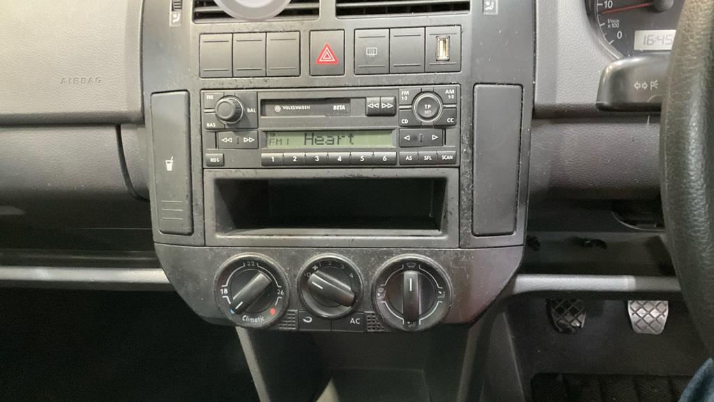 Used Volkswagen Polo 2003 for sale - 77709211: Photo 9